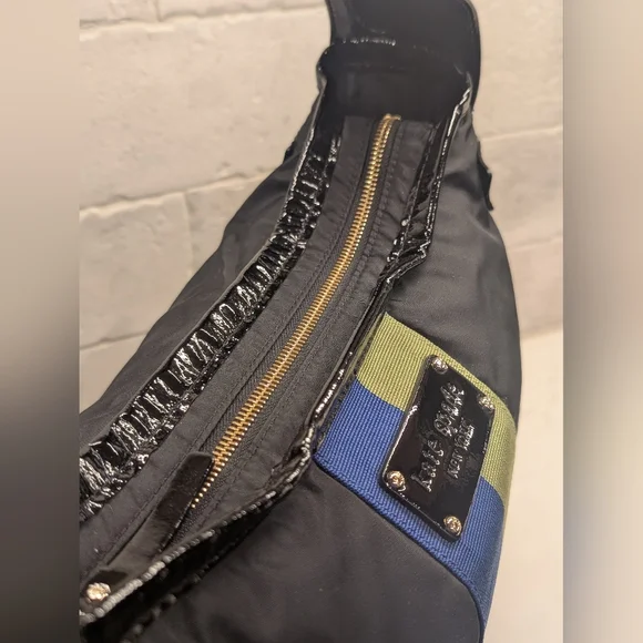 Kate Spade Shoulder Bag - EUC Black 11x10x5 Inches - Picture 6 of 15